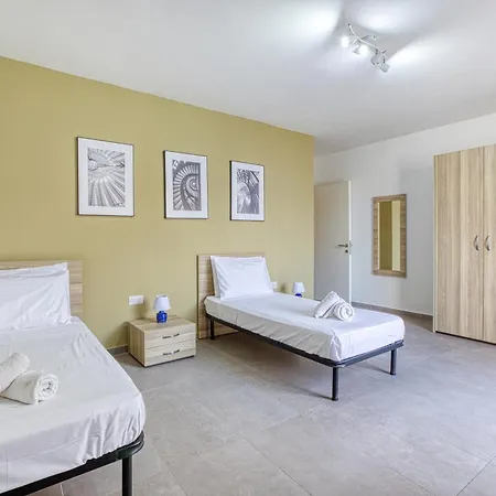 One Of A Kind 5br Penthouse With Terrace In Pieta By 360 Estates Apartament *