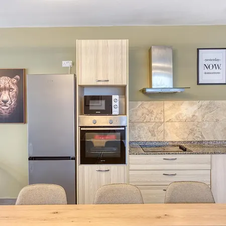 One Of A Kind 5br Penthouse With Terrace In Pieta By 360 Estates Apartament Tal Guardamangia