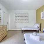 דירה One Of A Kind 5br Penthouse With Terrace In Pieta By 360 Estates