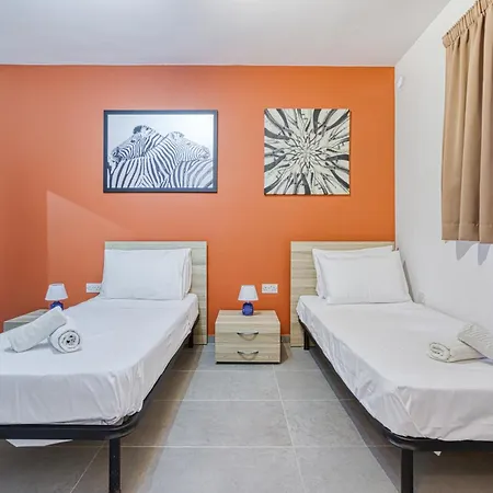 One Of A Kind 5br Penthouse With Terrace In Pieta By 360 Estates Daire Tal Guardamangia