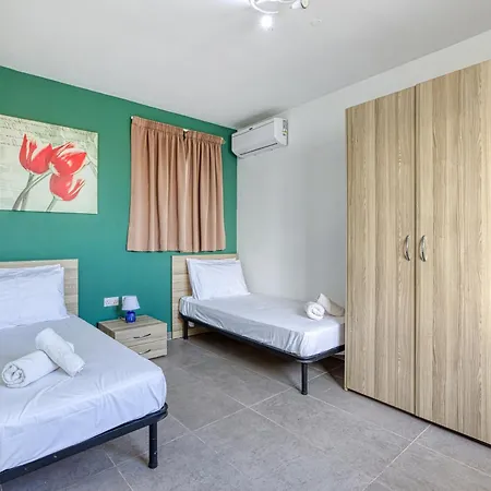 One Of A Kind 5br Penthouse With Terrace In Pieta By 360 Estates Daire