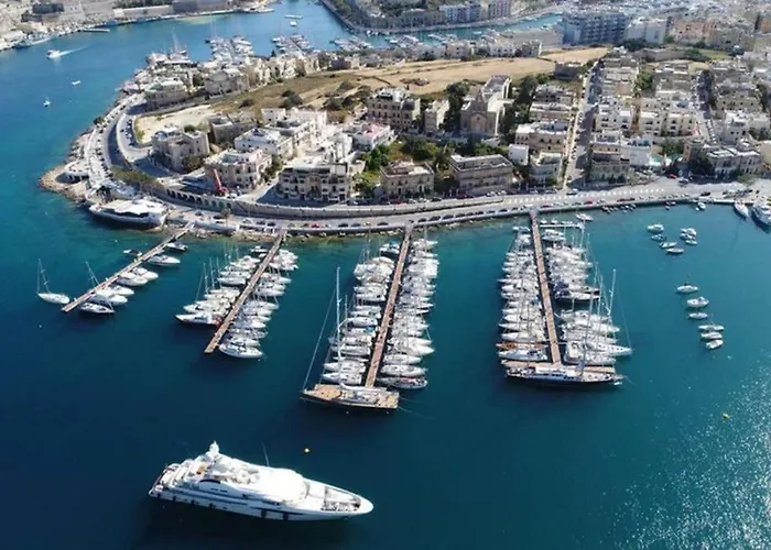 One Of A Kind 5br Penthouse With Terrace In Pieta By 360 Estates Apartment Gwardamanga