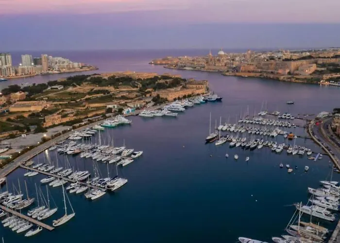 One Of A Kind 5br Penthouse With Terrace In Pieta By 360 Estates *