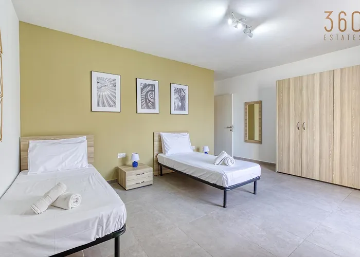 One Of A Kind 5br Penthouse With Terrace In Pieta By 360 Estates Apartment *