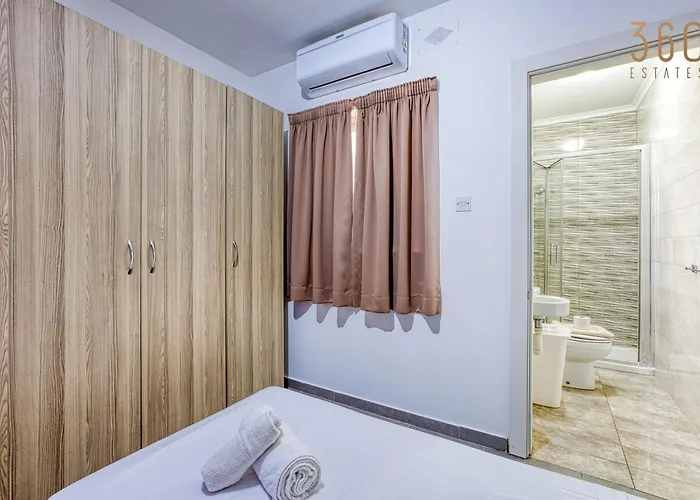 Apartment One Of A Kind 5br Penthouse With Terrace In Pieta By 360 Estates *