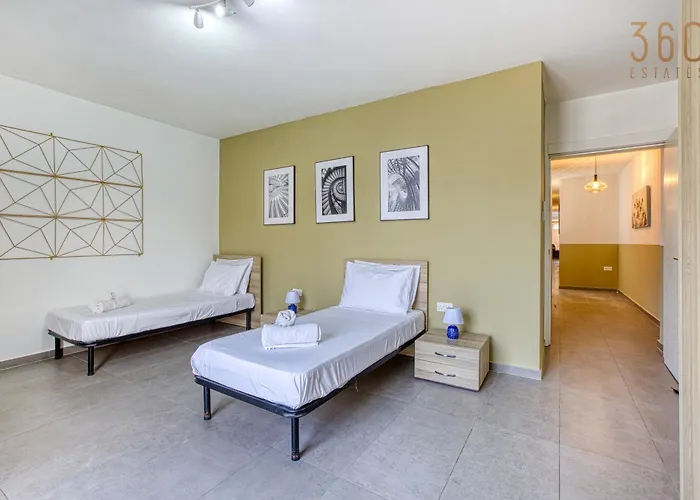 One Of A Kind 5br Penthouse With Terrace In Pieta By 360 Estates * Gwardamanga